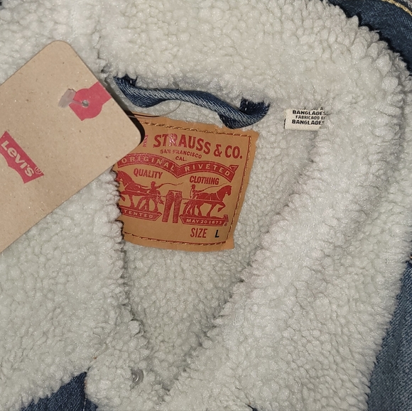 LEVI'S TYPE III SHERPA DENIM TRUCKER JACKET SIZE LARGE - Picture 5 of 5